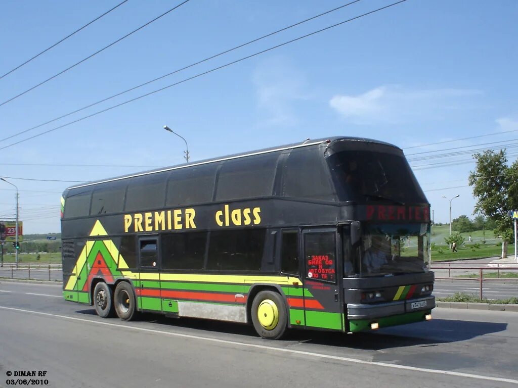 Луганск москва автобус 2025. Neoplan n122. neoplan 122/3. неоплан дагестан. неоплан автобус дагестан.