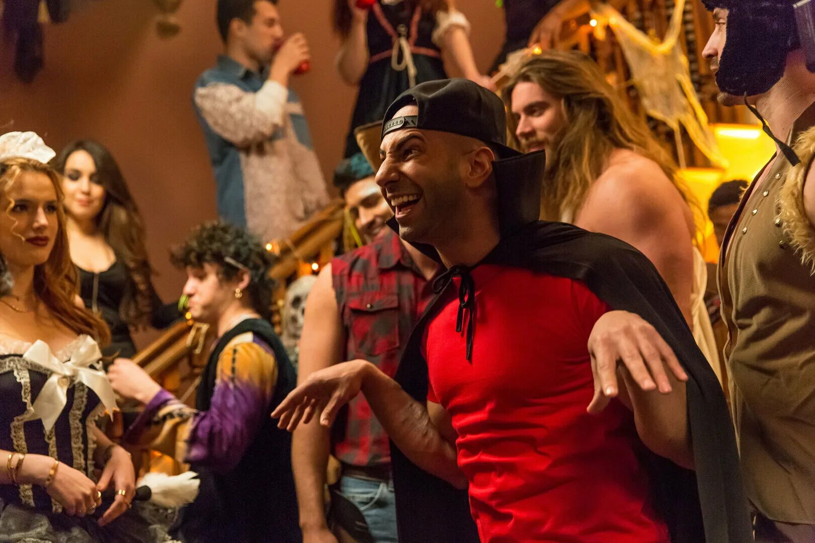 Рассел кроу 2006. Холли берри идеальный незнакомец. Кинофильмы подборки. Кинофильмы подборки. Скотт иствуд и бритт робертсон дальняя дорога.