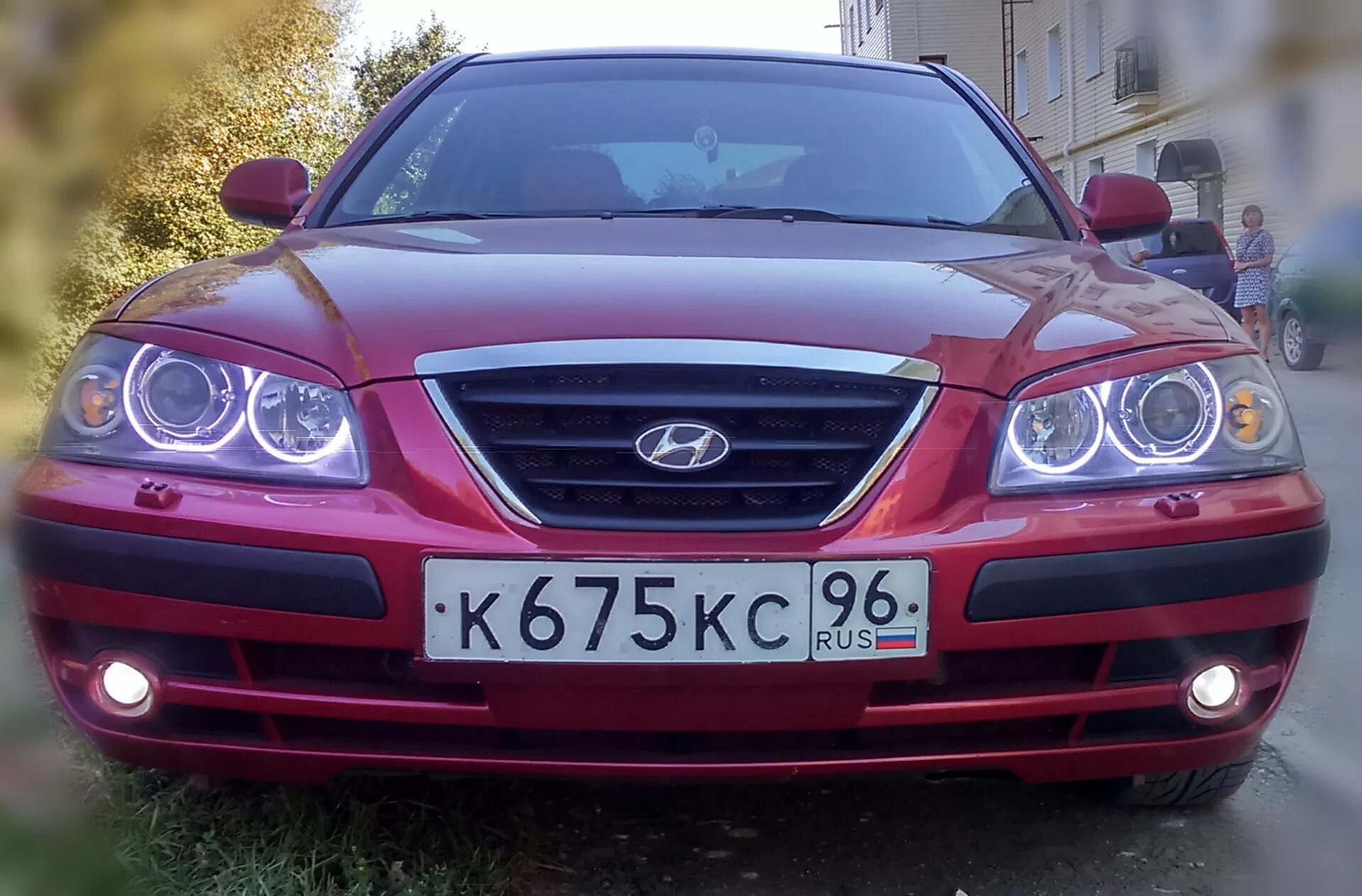 Дхо элантра. Ангельские глазки Elantra j3. Hyundai Elantra XD ангельские глазки. Ангельские глазки Элантра 3. Ангельские глазки на Хендай Элантра 3.