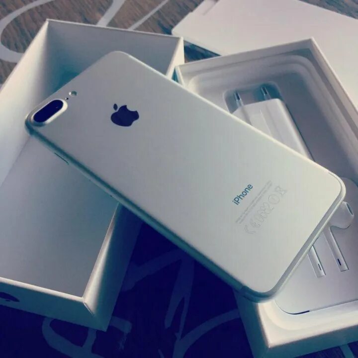 Iphone 7 Plus. Iphone 7 Plus белый. Iphone 7 Plus Silver. Iphone 7 Plus 128gb. Айфон 7 новый оригинал