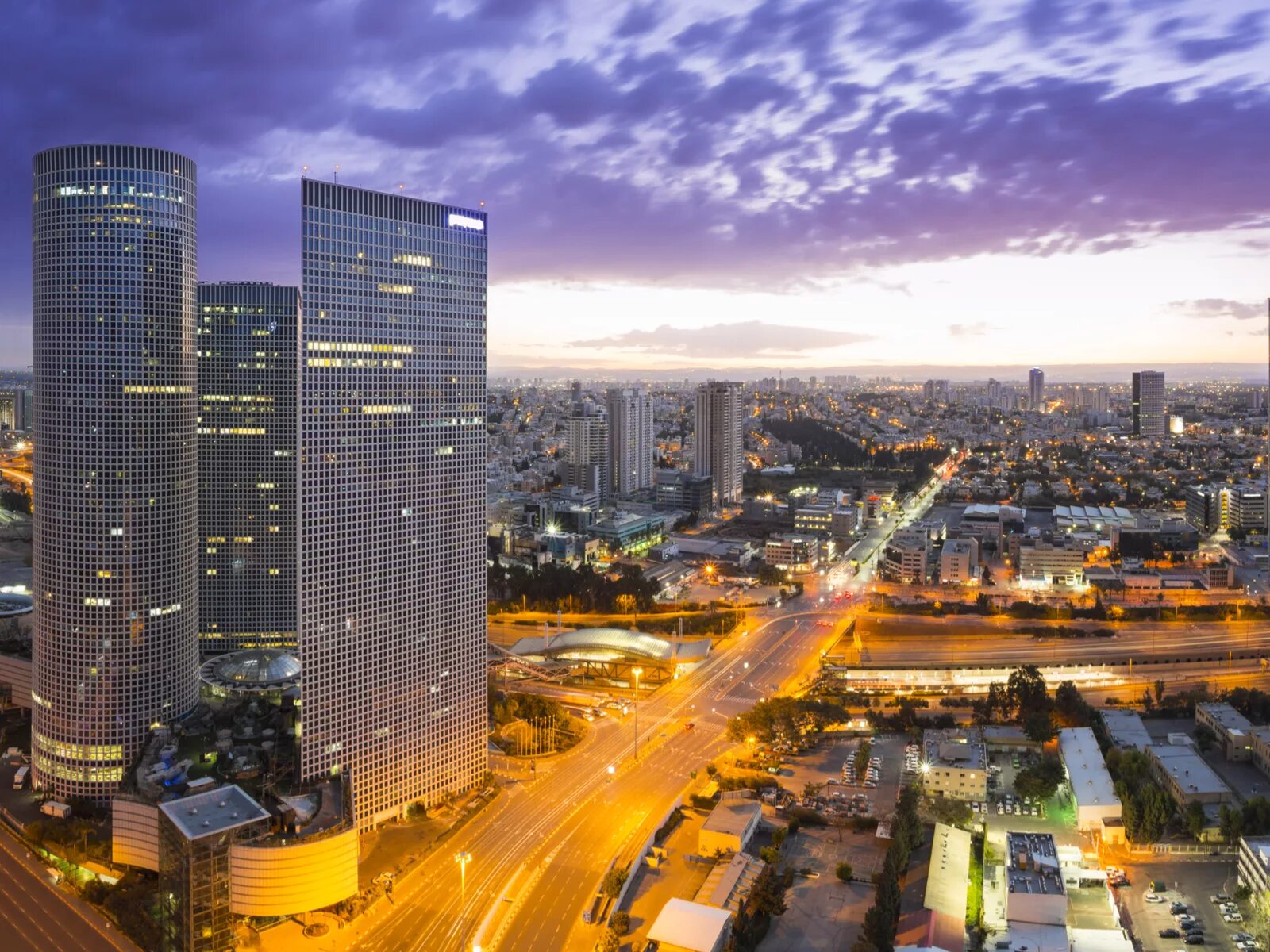 Тель-Авив столица Израиля.