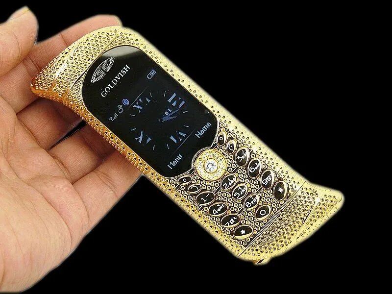 Красивые телефоны недорого. GOLDVISH le million золотой. GOLDVISH le million – $ 1,3 млн. Телефон GOLDVISH le million. Крутые телефоны.
