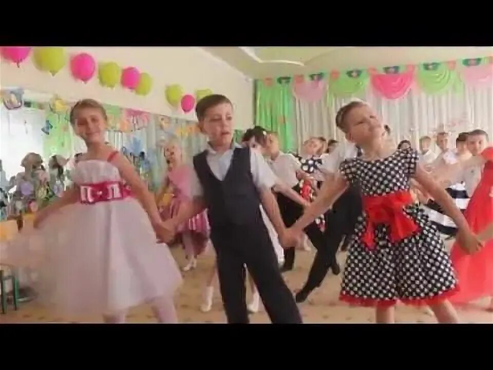Вальс детский сад видео. Дошкольный вальс на выпускном в детском. Вальс выпуск детский сад. Вальс детский сад видео. Вальс детский сад видео.