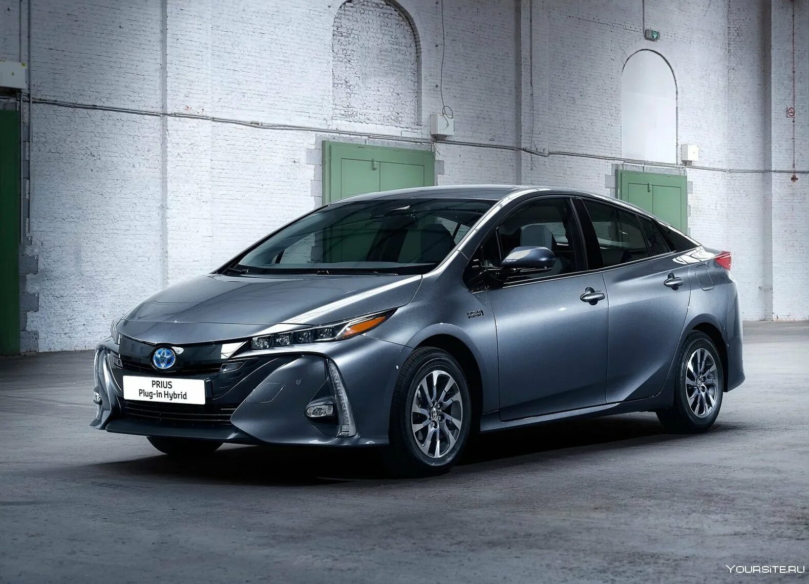 Toyota Prius. Тойота Приус гибрид. Тойота Приус гибрид 2022. Тойота Приус гибрид новая. Тойота гибрид новый