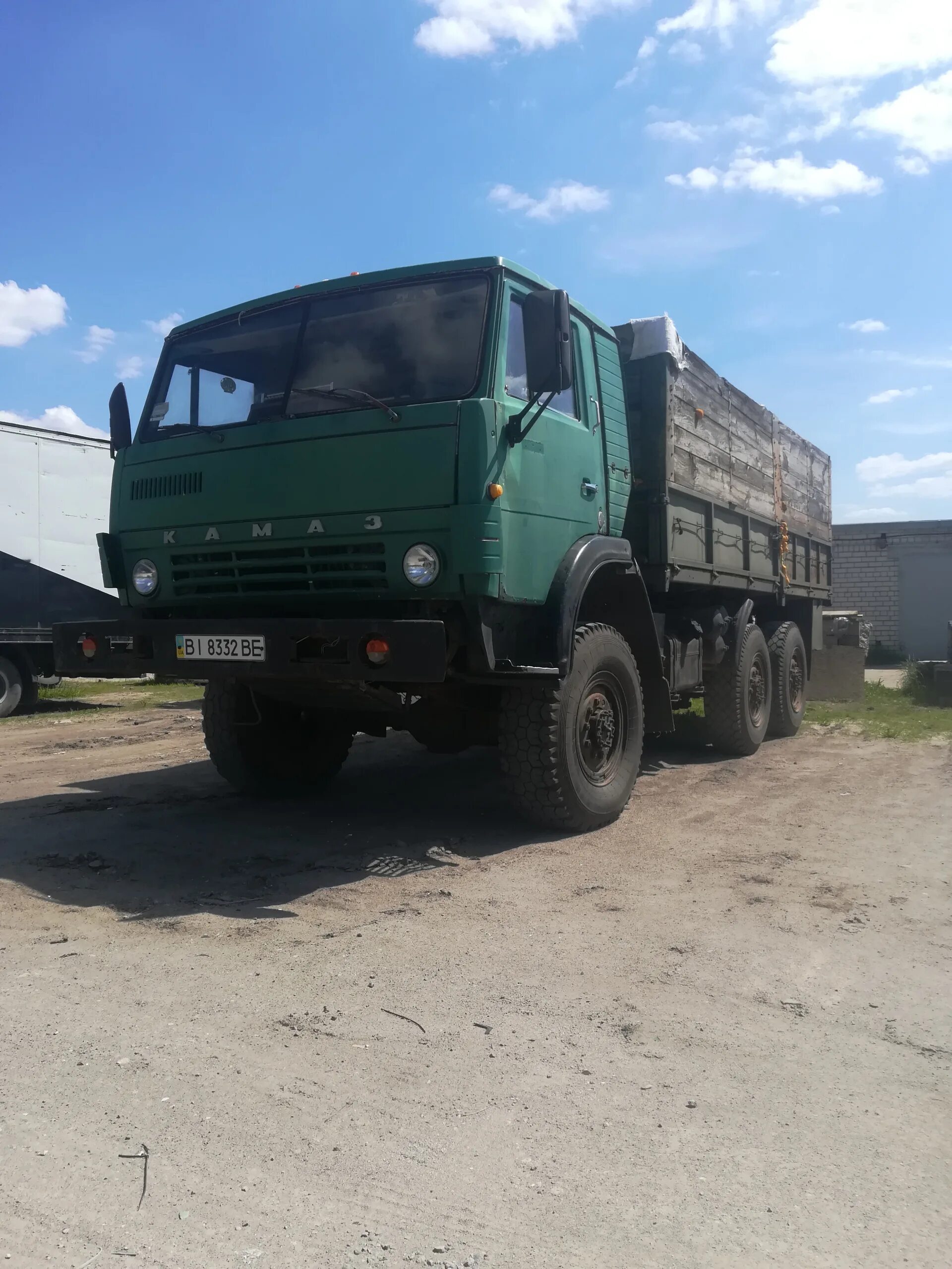 КАМАЗ 4310 бортовой. КАМАЗ 4310 зерновоз. КАМАЗ 43101 со спалкой. КАМАЗ 4310 бортовой 7 тонн. Куплю камаз 4310 бу