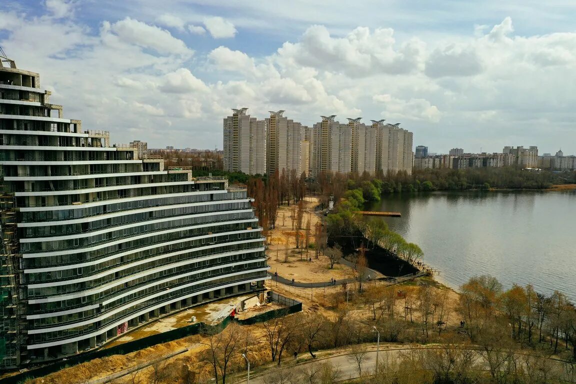 ЖК Атлантис Воронеж. ЖК Атлантис Мытищи. Дом Атлантис Воронеж. Атлантис ЖК Воронеж парк.