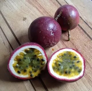 Красная маракуйя