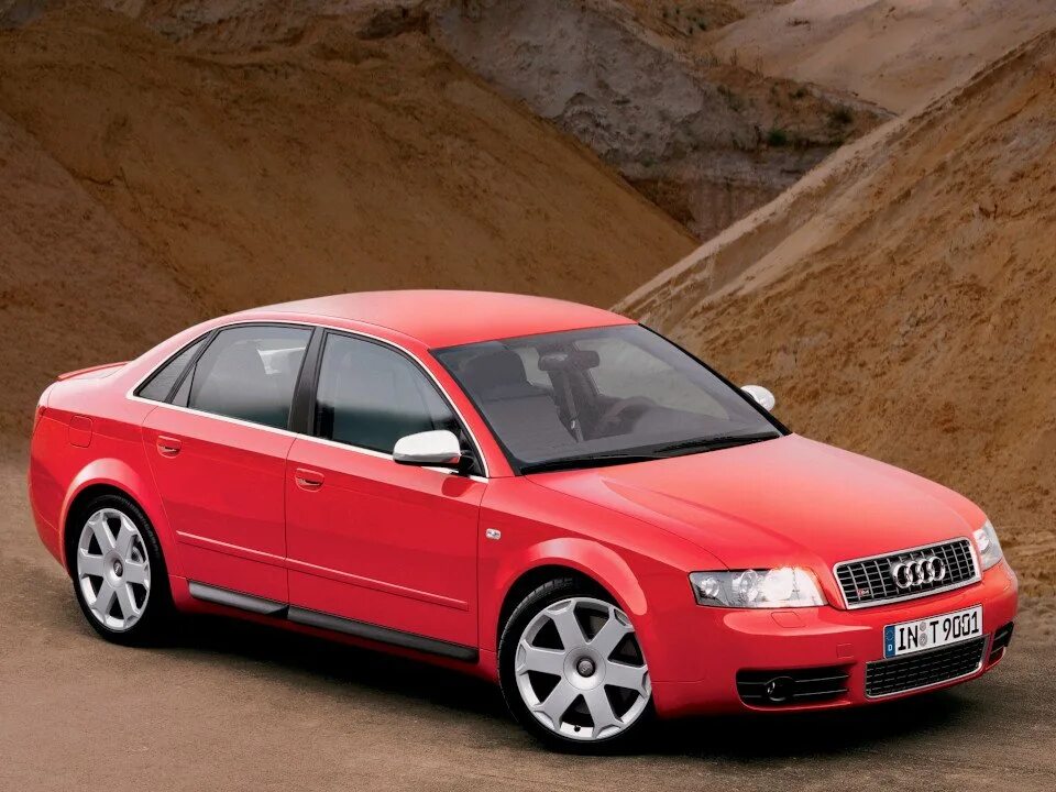 Купить ц4 ауди. Audi s4 b6. Ауди s4 2003. Audi s4 b6 2003. Audi s4 b6 седан.