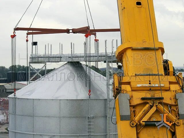 Домкраты для монтажа силосов. Сборка силосов. Сборка силосов. Сборка силосов. Силос 100м3.