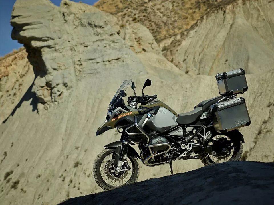 Gs1200 8. Мотоцикл BMW r1200gs. BMW r1200gs Adventure. Мотоцикл БМВ r1200gs Adventure. BMW GS 1200 Adventure.