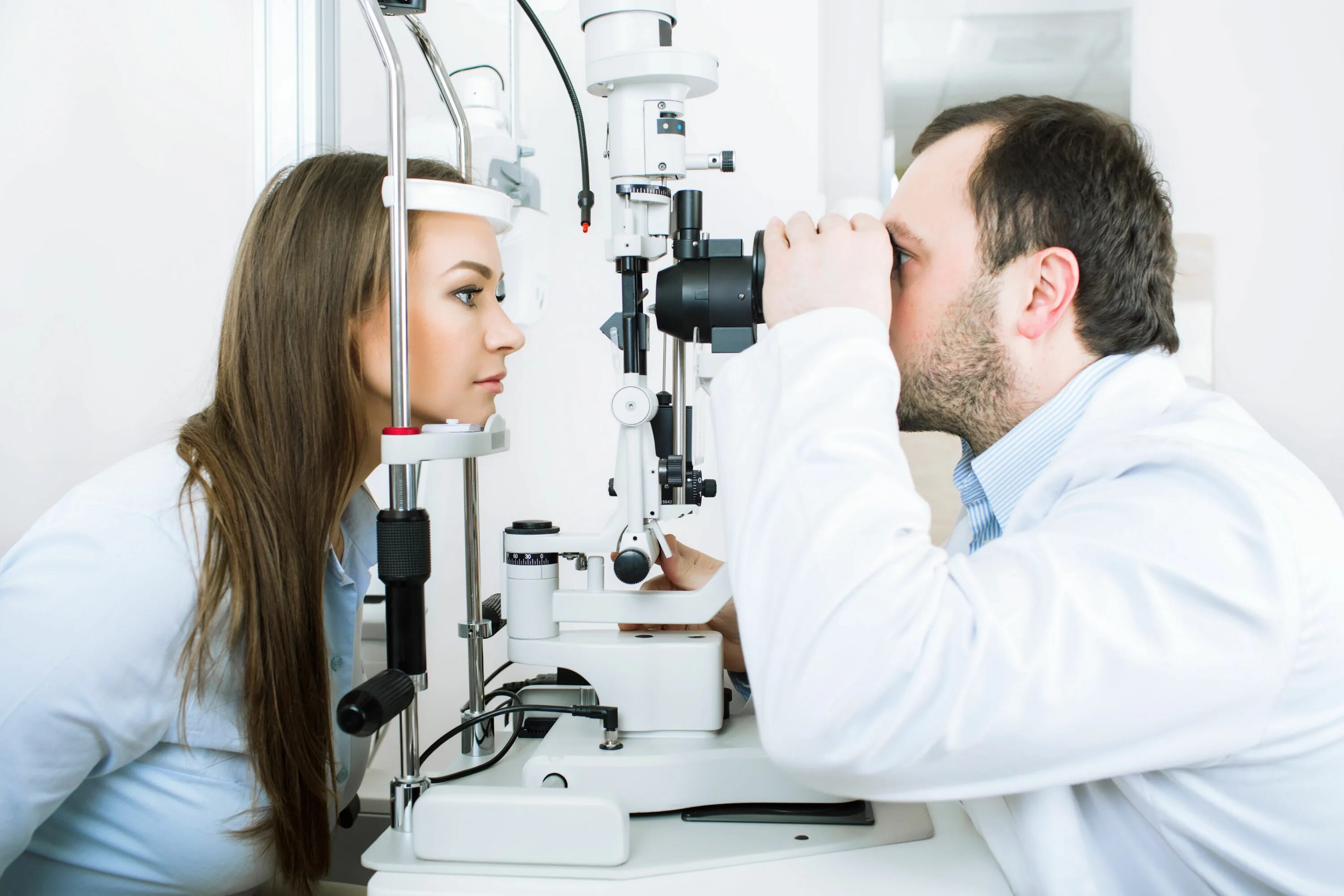 Eye control. Eye doctor. eye examination methods. картинки глазами инсультника.