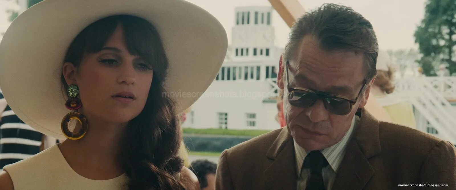 Фильм агенты анкл 2. (2015). Арми хаммер агенты анкл. Хью грант анкл. Курякин анкл.