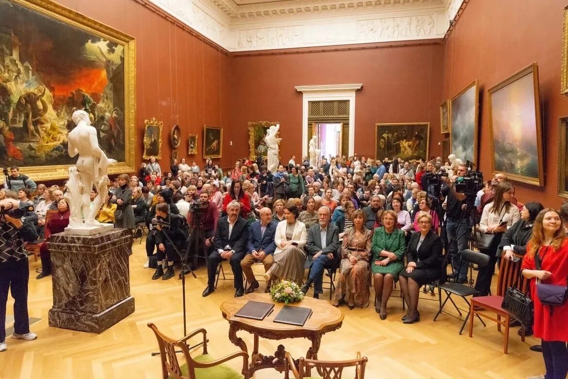 Когда открывается русский музей. Когда открывается русский музей. Когда открывается русский музей. Русский музей главный зал. Николай ге русский музей.