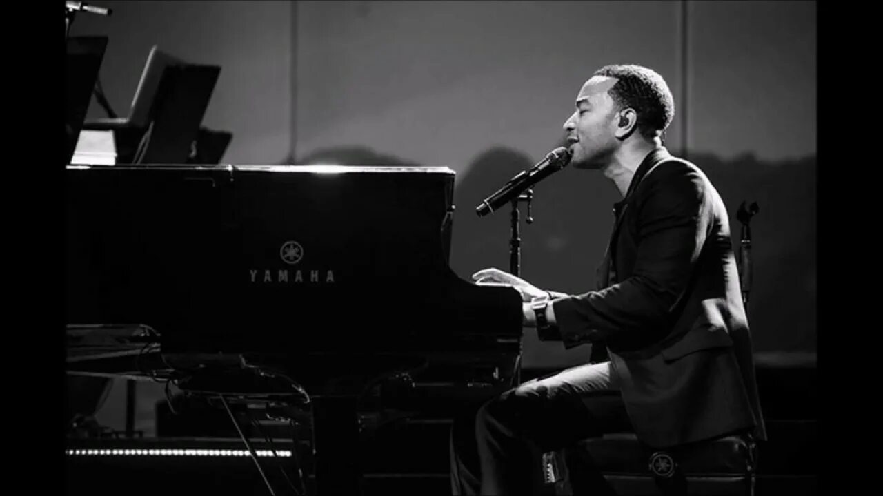 Джон легенд all of me. All of me (оригинал John Legend). All of me John Legend Cover. All of you John Legend.