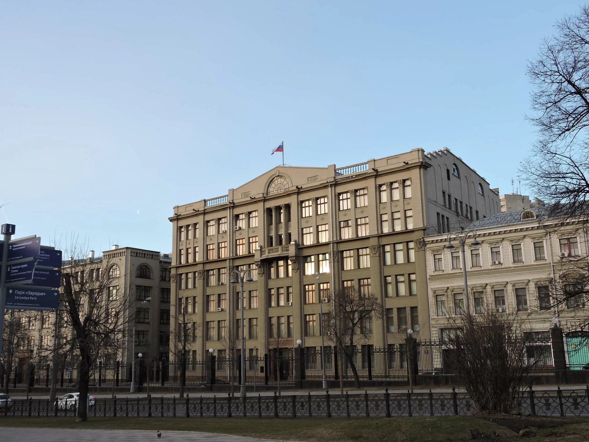 резиденция президента сша в вашингтоне. зданием президентского аппарата азербайджана. President administration. President administration. President administration.