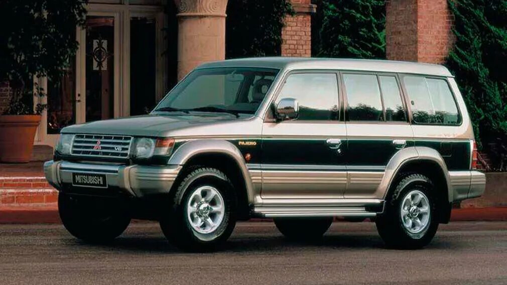 Митсубиси паджеро 1. Mitsubishi pajero ii 1995. Mitsubishi pajero ii 1997. Mitsubishi pajero второе поколение. Pajero 2.