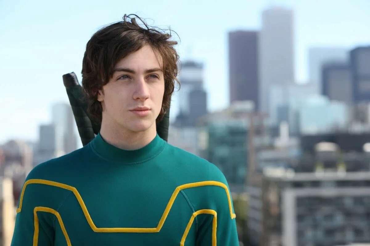 Аарон тейлор-джонсон пипец. Пипец(2010) kick-ass аарон тейлор-джонсон. Пипец 2010 года. Пипец(2010) kick-ass аарон тейлор-джонсон. Аарон тейлор-джонсон 2010.