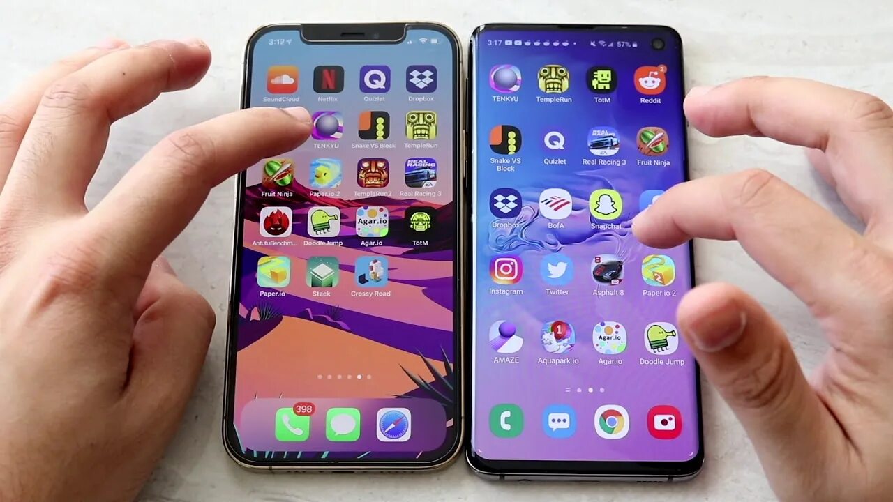 Iphone 12 vs samsung. Samsung Galaxy s10e vs iphone 12 Mini. Iphone 12 Mini vs Samsung s10e. Iphone 12 Mini s10e. Самсунг s10 мини.