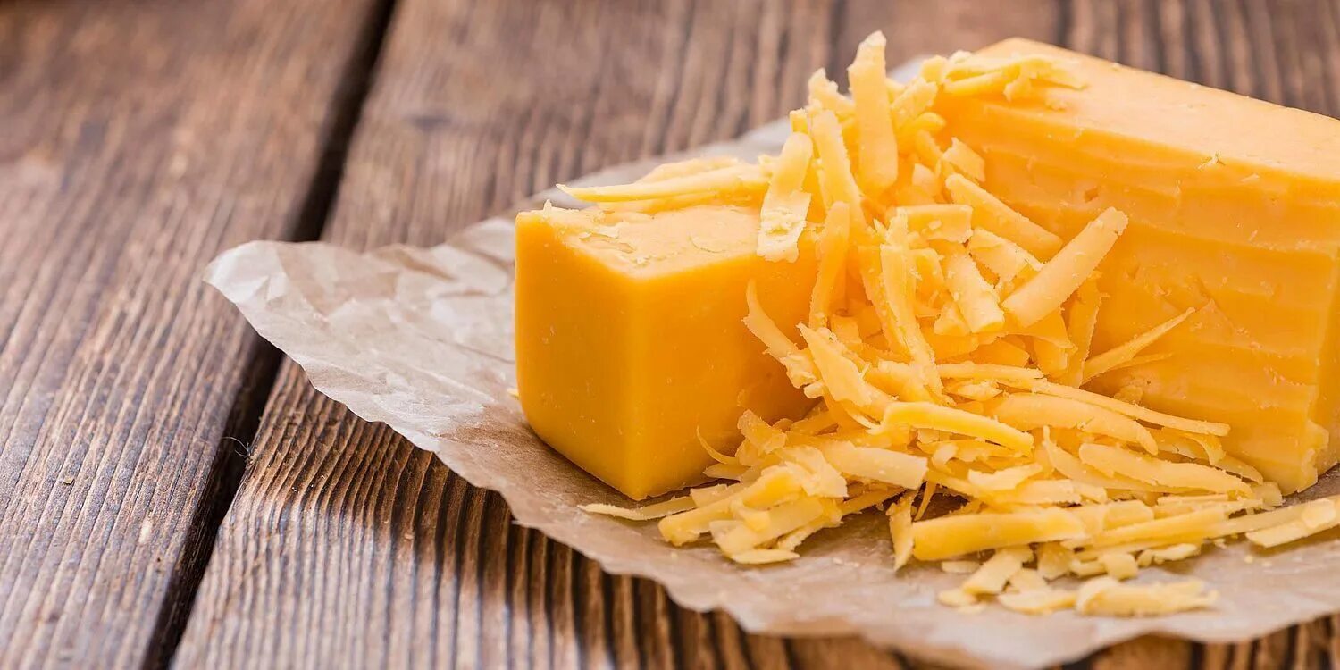 чеддер 12 мес соболев сыр. сыр чеддер.