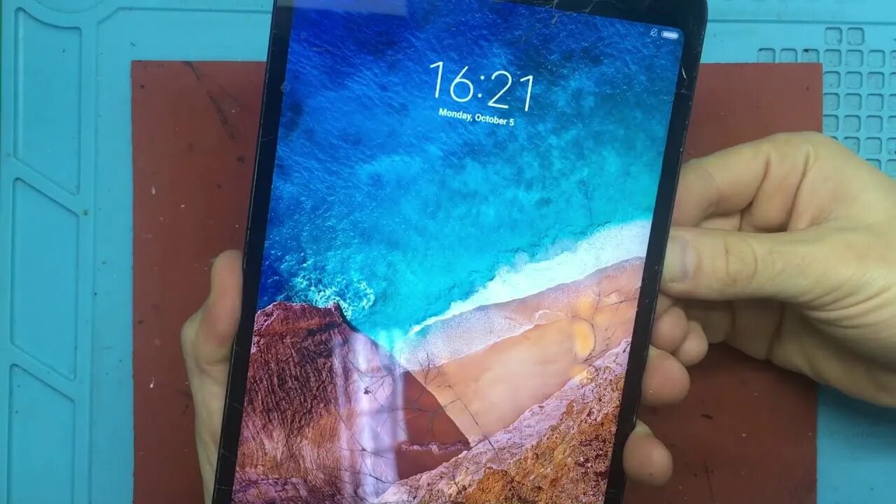 Замена экрана xiaomi mi. Сенсорное стекло на Xiaomi mi Pad 4. LCD mi Pad 4. Разбитый экран планшета ксяоми пад 5. Стекло Xiaomi mi Pad 4 8.0".