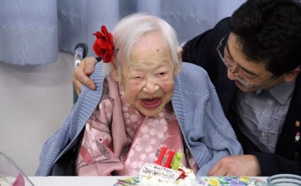 63 года сильно. Долгожитель Мисао Окава 117 лет. Мисао Окава в молодости.