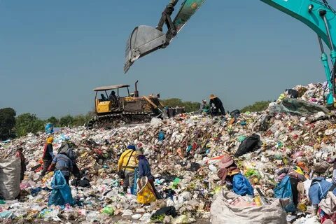 What are two advantages (pro's) of building a landfill in your town? 