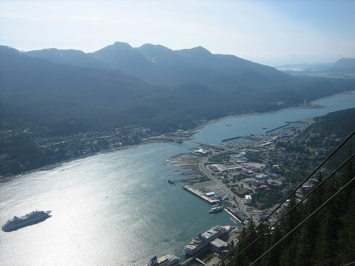 Джуна аляска. Juneau Alaska. Джуно город. Порт Джуно. Джуно Аляска Википедия.