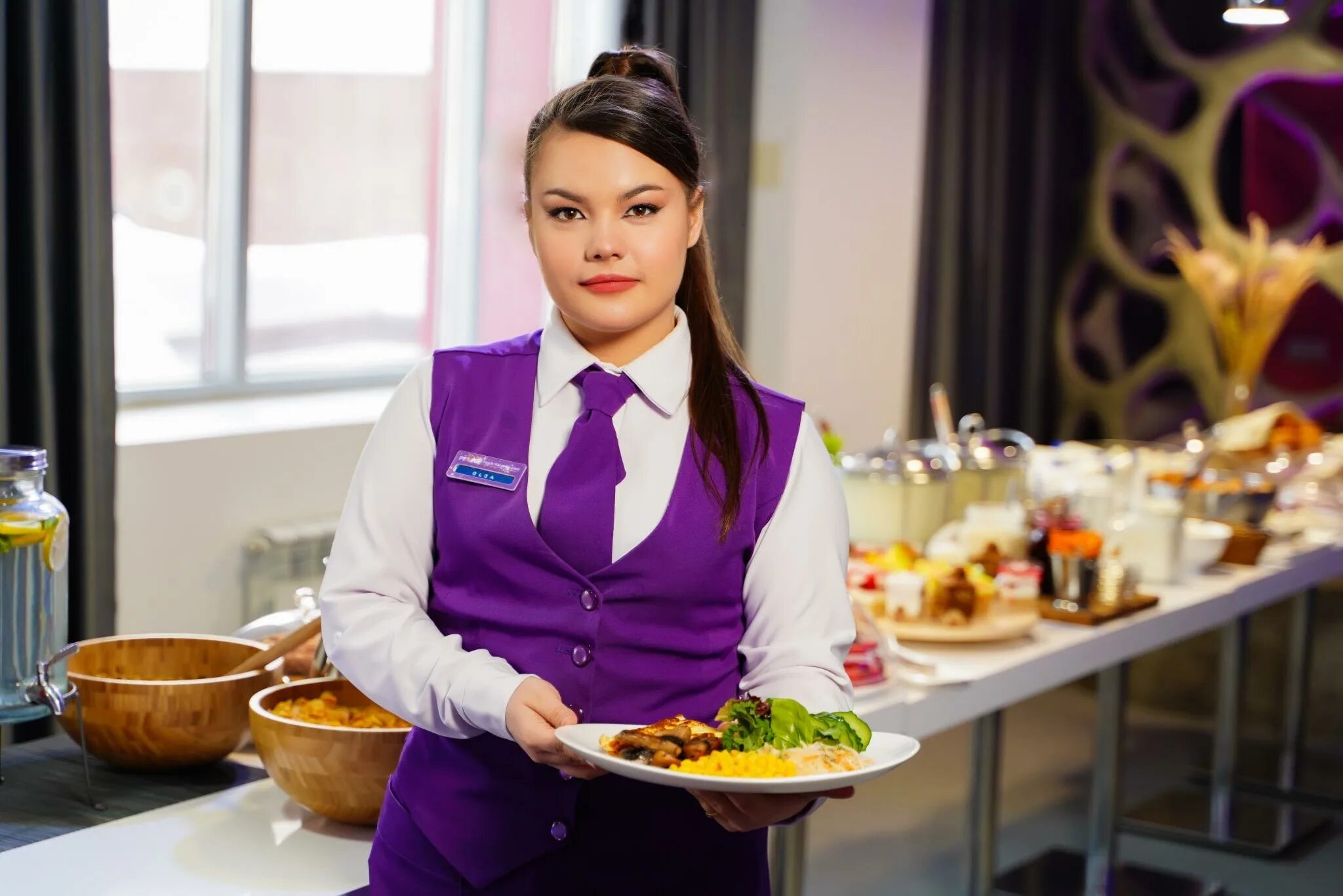 People чебоксары. Hotel people чебоксары. отель people. ресторан people fm чебоксары. people 3 гостиница чебоксары.