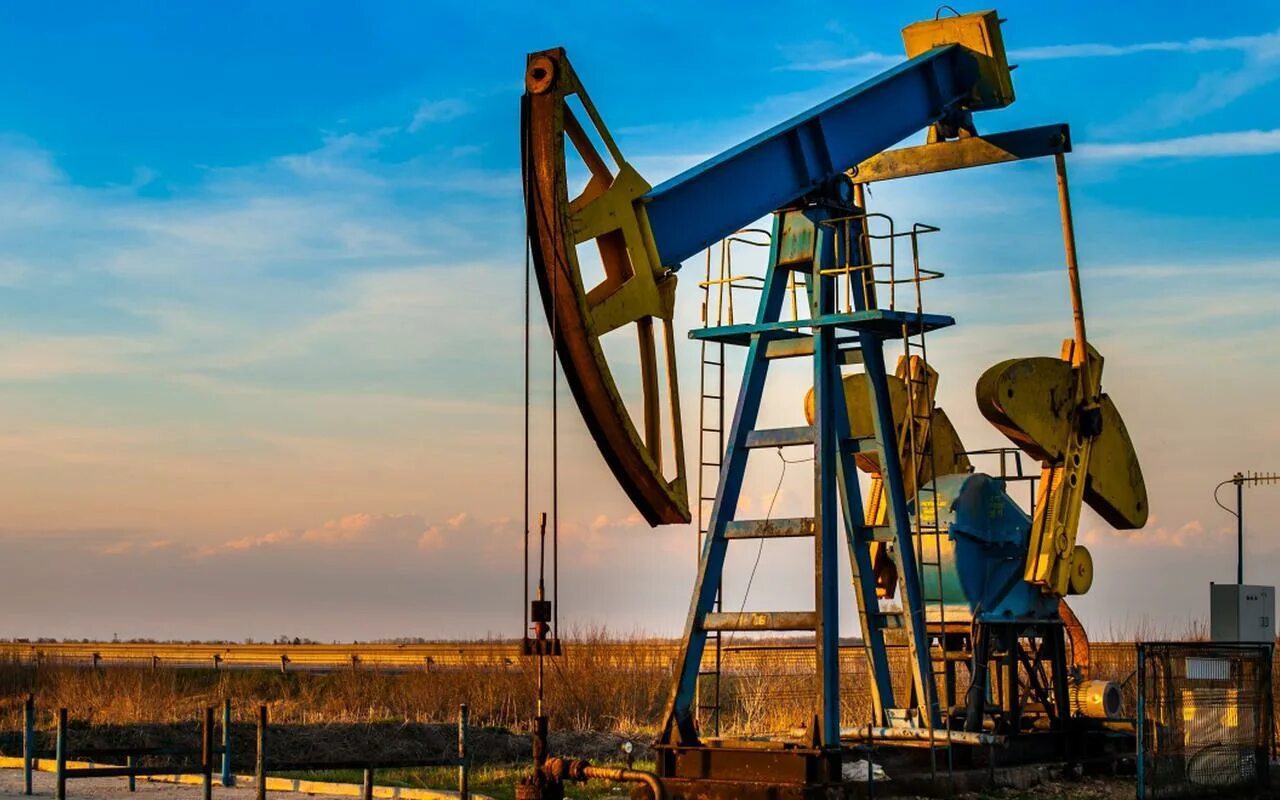 Юганск-нефтегаз месторождение. Добыча нефти. Брент месторождение нефти. Нефтеюганск месторождение нефти. Нефтянка 1.