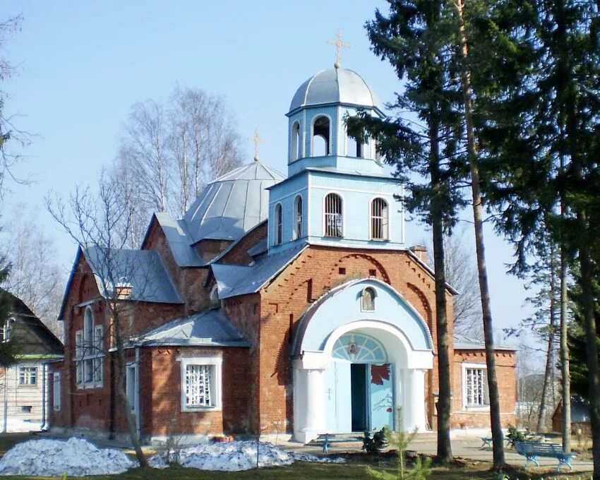 Погода в сусанино гатчинского района. Храм в Сусанино Гатчинский район. Церковь Казанской иконы Божией матери в Сусанино. Пос. Сусанино Казанская Церковь. Поселок Сусанино Гатчинский район.