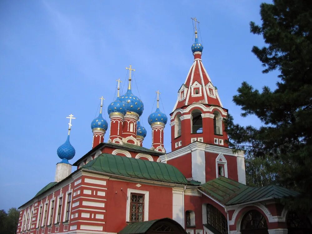 Углич церковь царевича димитрия. Храм царевича димитрия в угличе. церковь царевича димитрия на поле. храм дмитрия на поле углич.