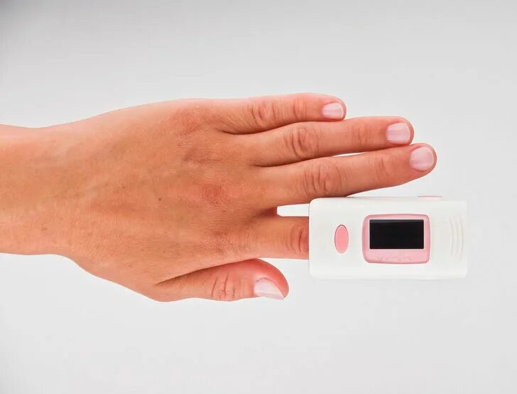 аппарат мониторинга пациента nellcor bedside spo2. на палец одевают измеряют. на палец одевают измеряют.