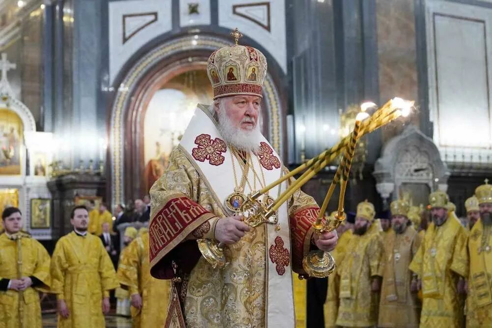 Подарим любовь близким, окажем нуждающемуся милость, поддержим унывающего, - рож