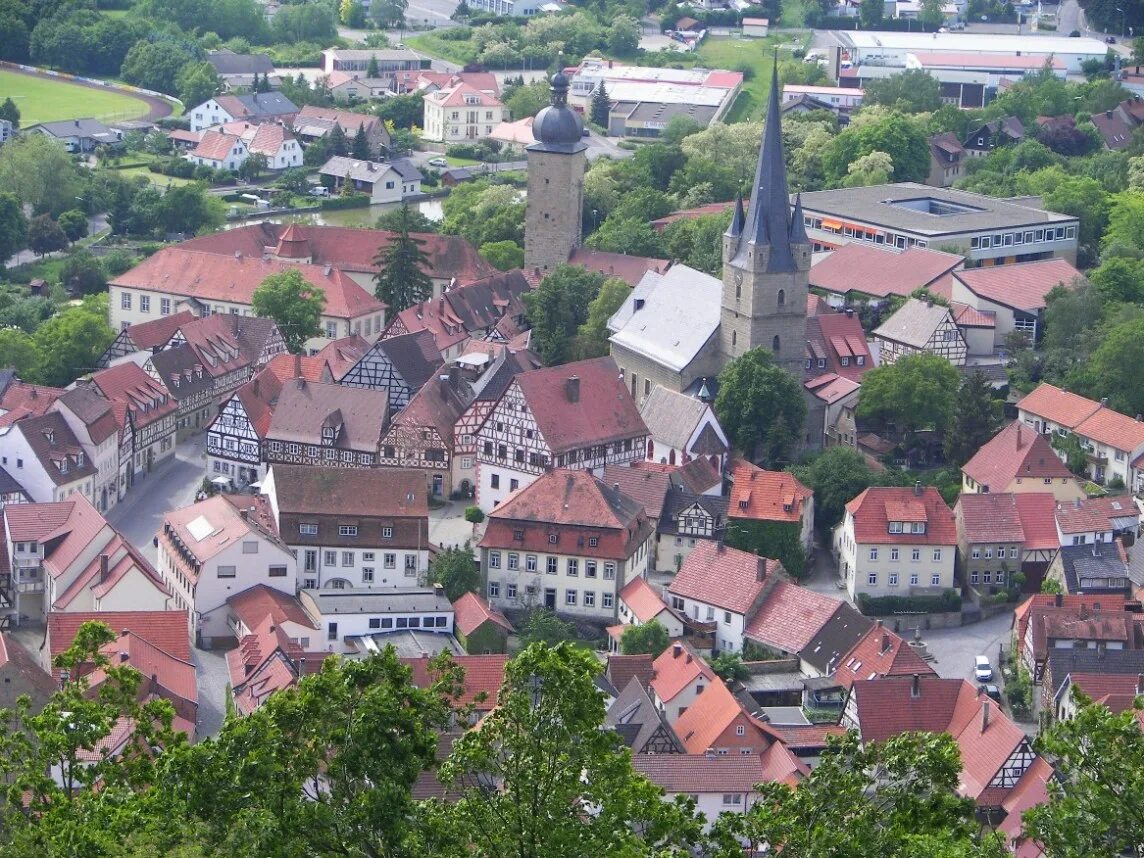 Main town. Хасфурт Германия город. Цайль в Германии. Цайль-ам-майн Германия. Вильдлингене-на-Майне.