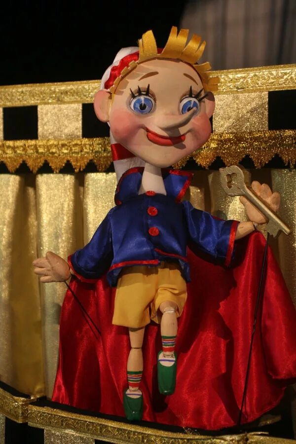 кукольный театр приключения буратино. областной театр кукол во владимире. кукольный театр приключения буратино. псковский областной театр кукол. театр кукол спектакль золотой ключик или приключения буратино.