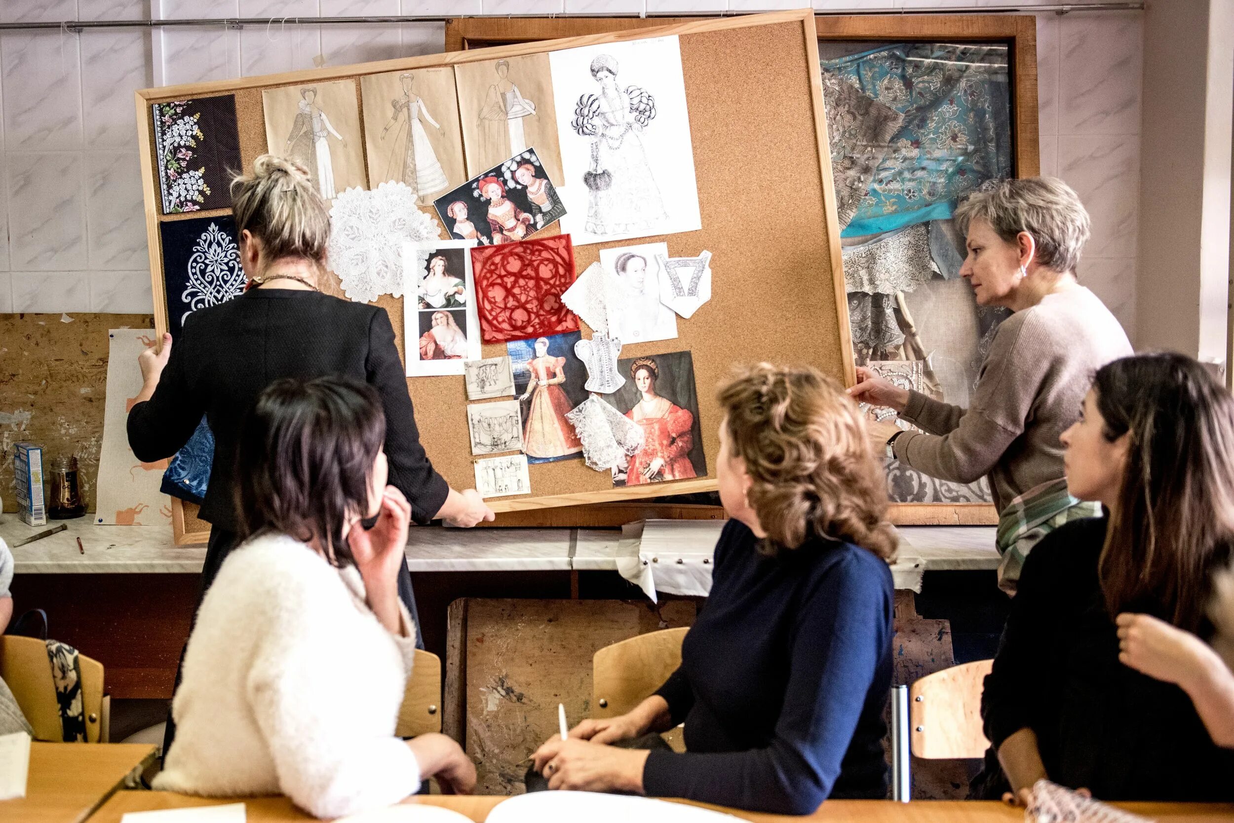 технолог сцены. раду поклитару щелкунчик. театр художника. художник постановщик аарон хэй. театральный технолог.