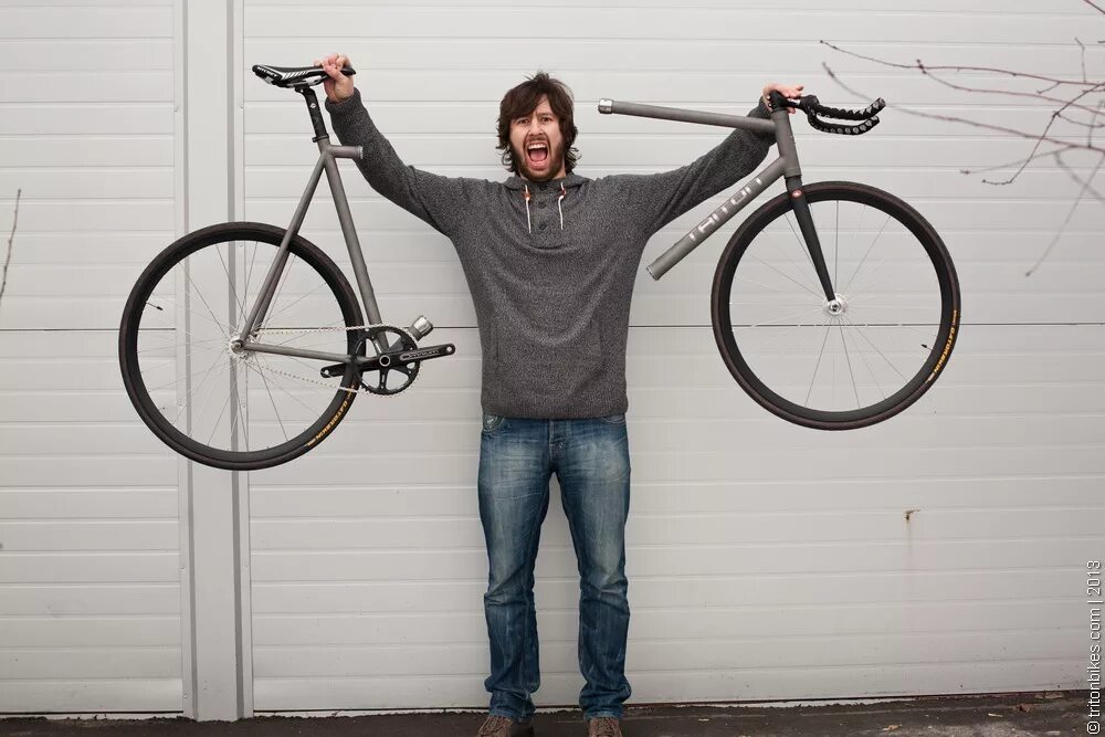 Фикс фото. Тритон байкс. Тритон велосипеды. Triton Bikes fixed Gear. Титановые велосипеды Triton.