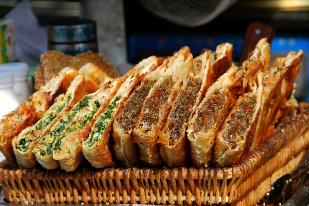 Вьетнамский стрит фуд. Индийская уличная кухня. Уличная еда мира. Уличные угощения. Индия стрит фуд.