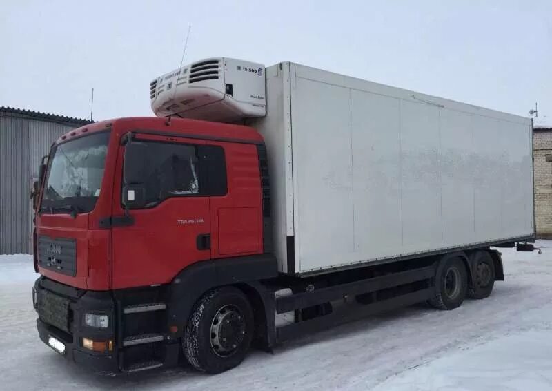 Man tga 26. Рено премиум 5 тонник. Volvo 15 тонник кубовой. Ниссан 5 тонник. Рено премум 15 тон.
