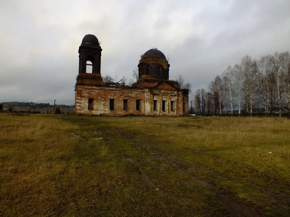 Добрянское поселение пермского края. Село Перемское Пермский край. Село Перемское Добрянского района. Богоявленская Церковь с.Перемское. Село Вильва Соликамский район Пермский край Церковь.