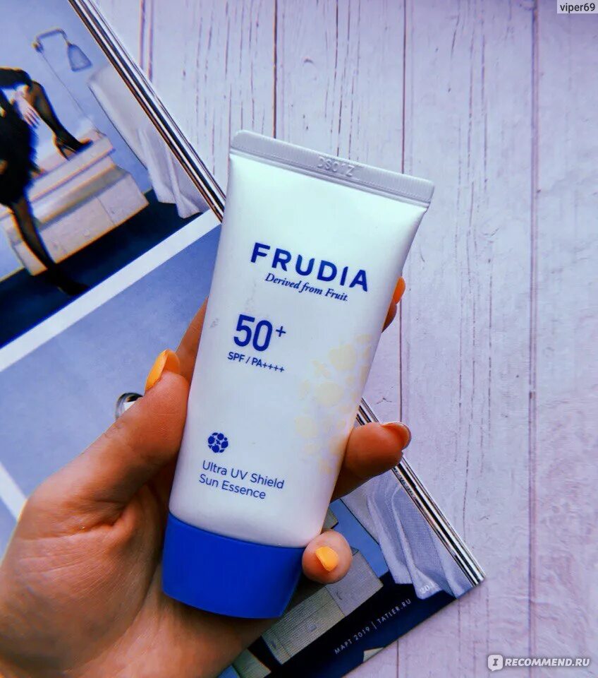 Фрудиа солнцезащитный крем. Крем Frudia 50+ SPF. Frudia солнцезащитный крем-эссенция. Frudia Ultra UV Shield Sun Essence.