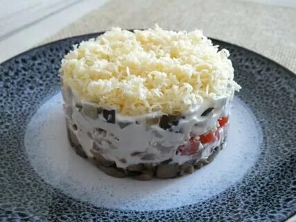 Салат курица грибы сыр помидоры рецепт