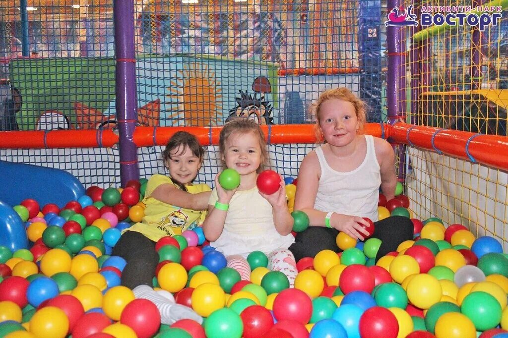 парк замания в ярославле. гамбино виллидж ярославль. пицца фабрика вологда добролюбова игровая комната. игровые комнаты ярославль для детей. пицца фабрика ярославль фрунзе.