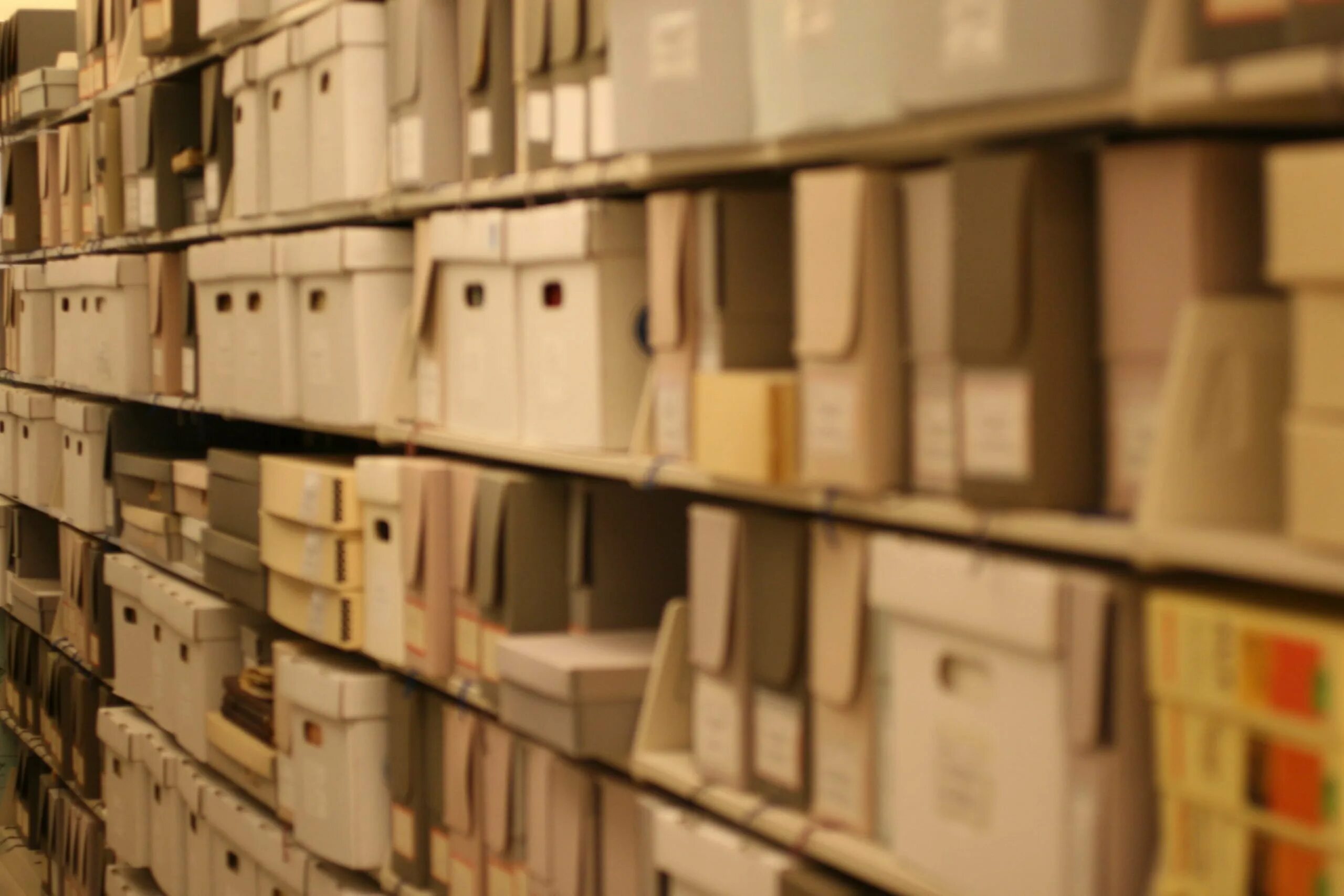 Archive history. Шкаф для историй болезни. архивы документы футаж. хранение в шкафу книг папок. archive.