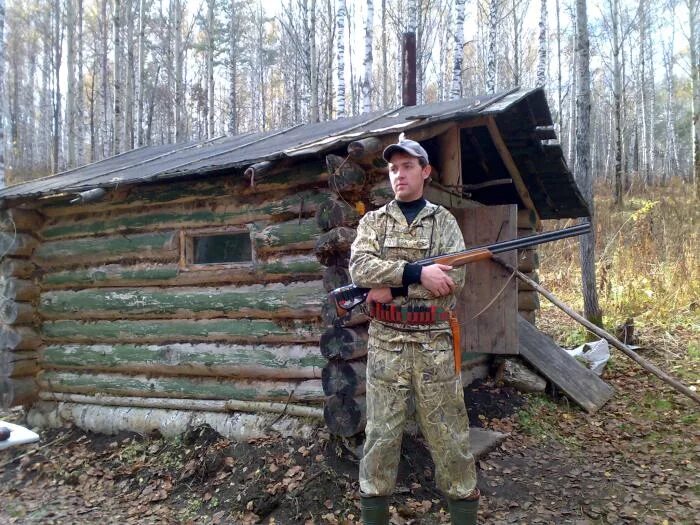 Таежная жизнь охотников. Таежники Сибирские охотники. Охота в тайге и жизнь в зимовье. Таежно Михайловка Мариинского района.