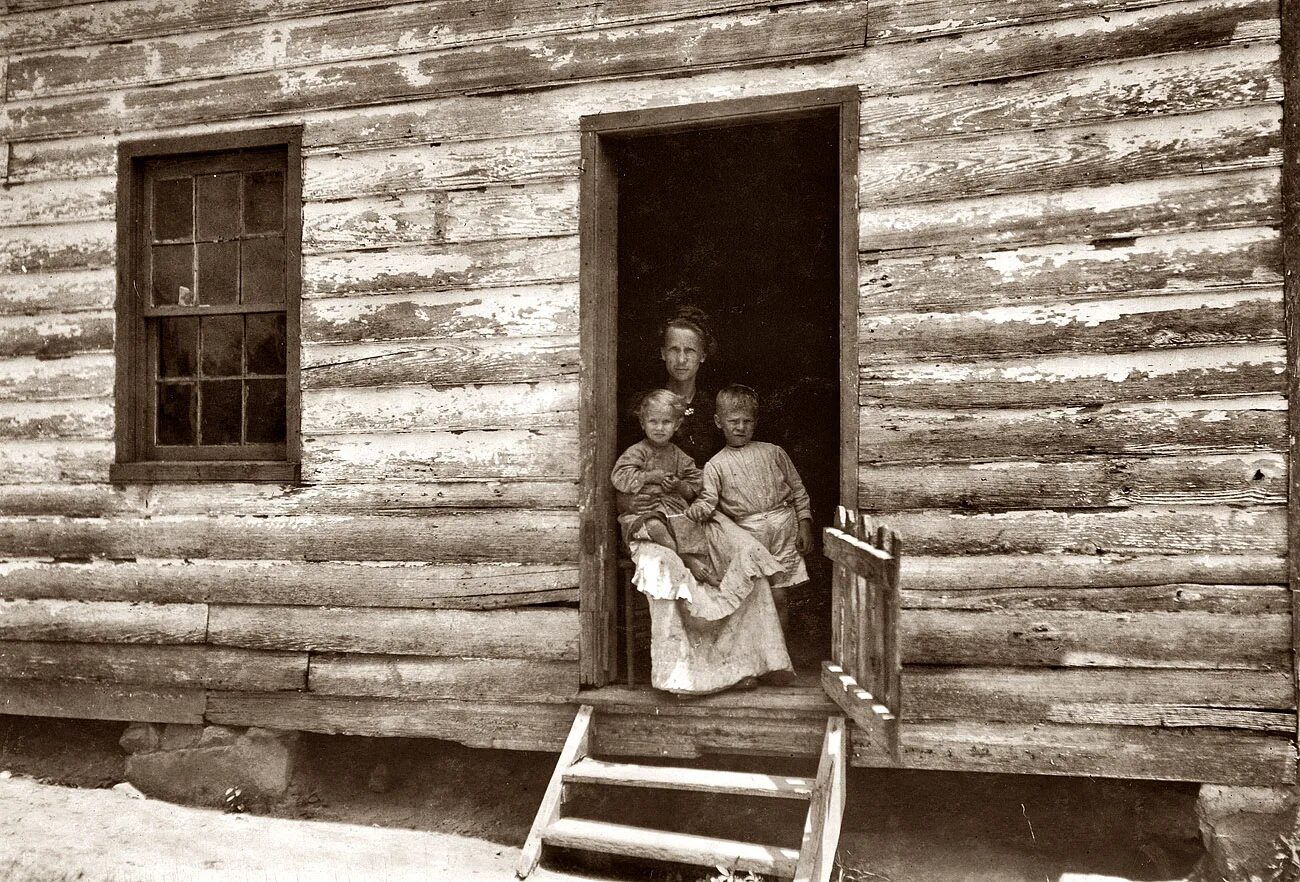 Вдова фото в старые времена в деревне. Bessie Virginia Blount. Канзасский Кок прическа старые фото.