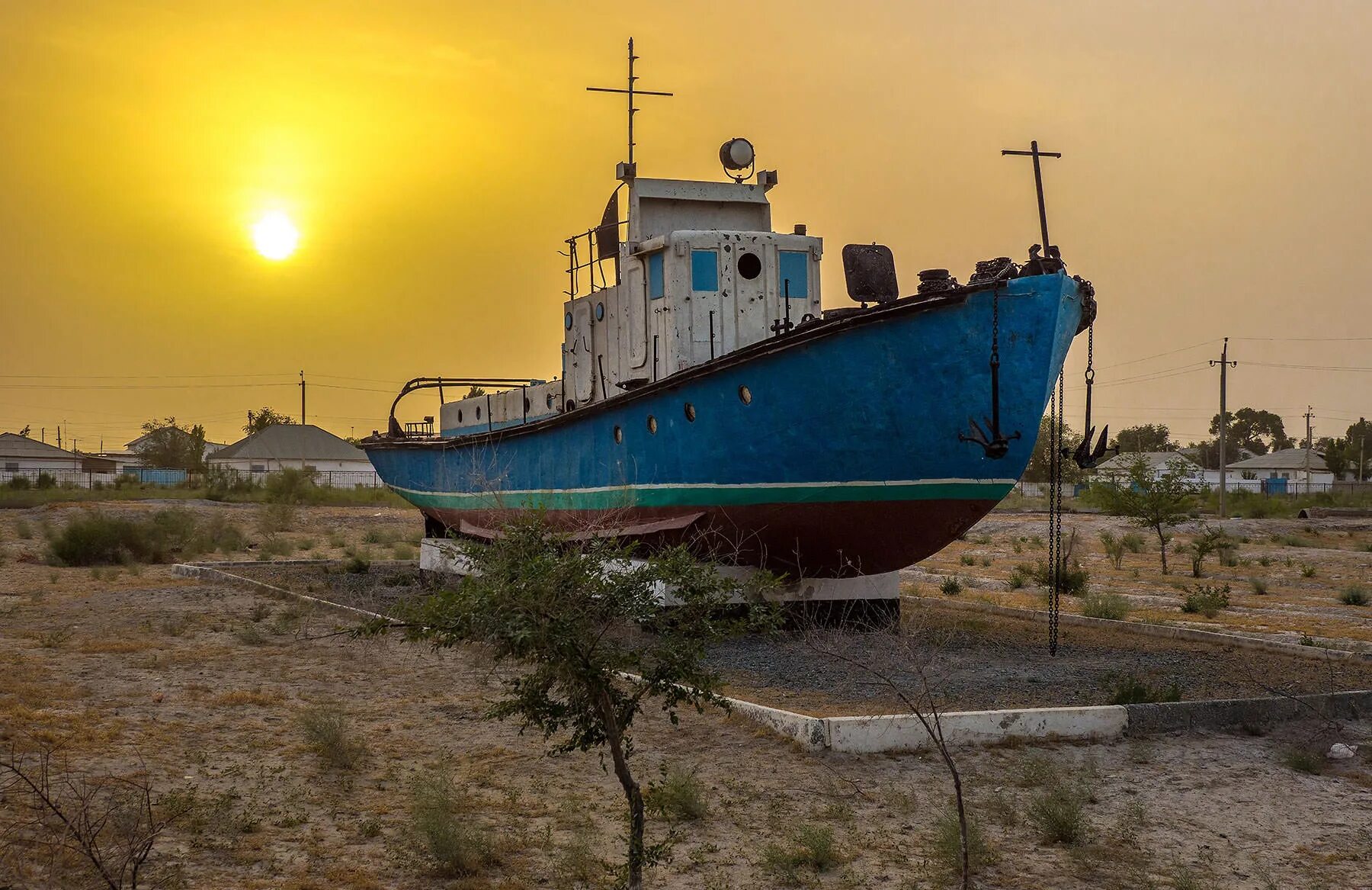 Аральское море. Аральское море Аральск. Амударьи в Муйнаке. Нукус Аральское море. Аральское море Узбекистан.