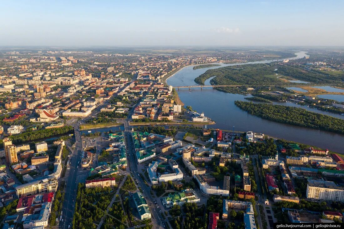 Высоко омск. Город Омск сверху. Город Омск с высоты. Центр Омска с высоты. Фотопанорама Омска.