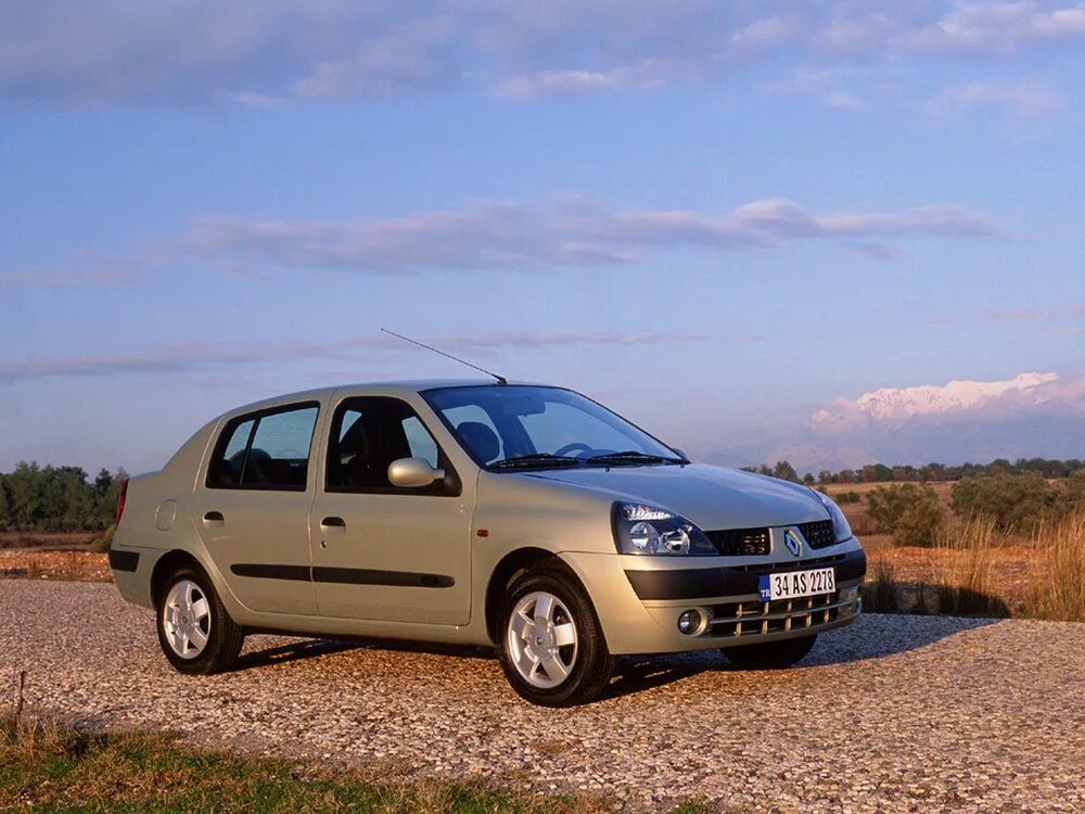 Рено 1 поколение. Рено Симбол 2002. Рено Клио Симбол. Рено Симбол 1. Renault Clio symbol 2001.