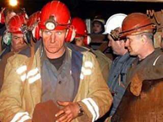 Шахта садкинская восточная. Шахтеры ссср. Шахтер рабочий. Шахтеры списка 1. Шахтеры списка 1.